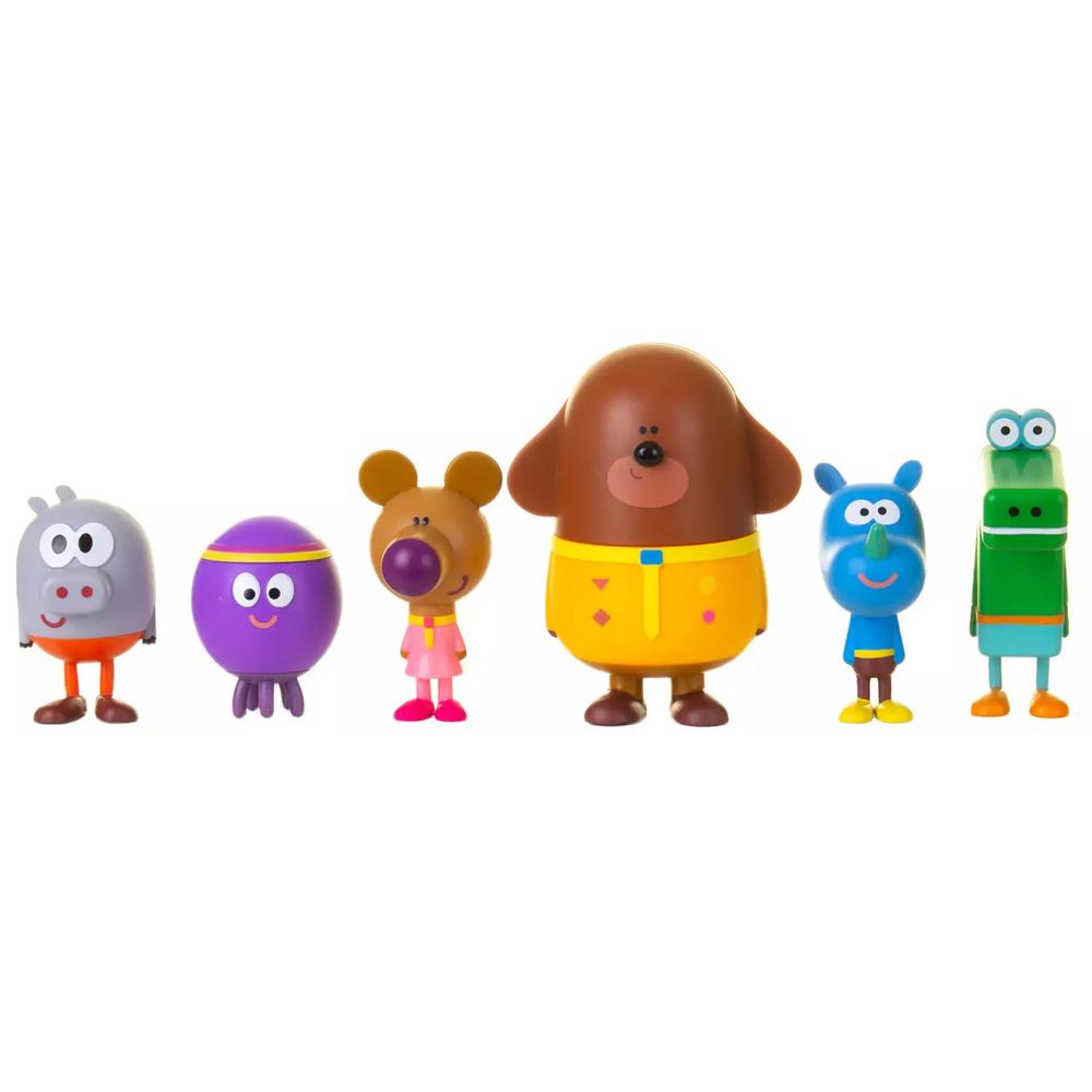 Hey Duggee Squirrel Figurine Set with Duggee Gift Pack